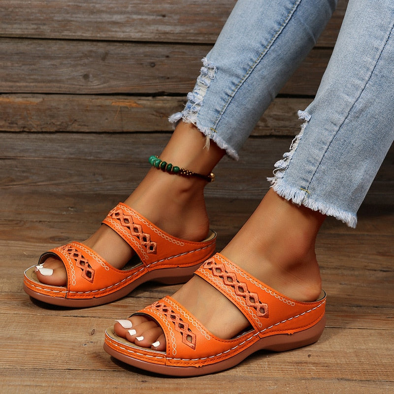 Women’s Comfortable Walking Sandals with Straps