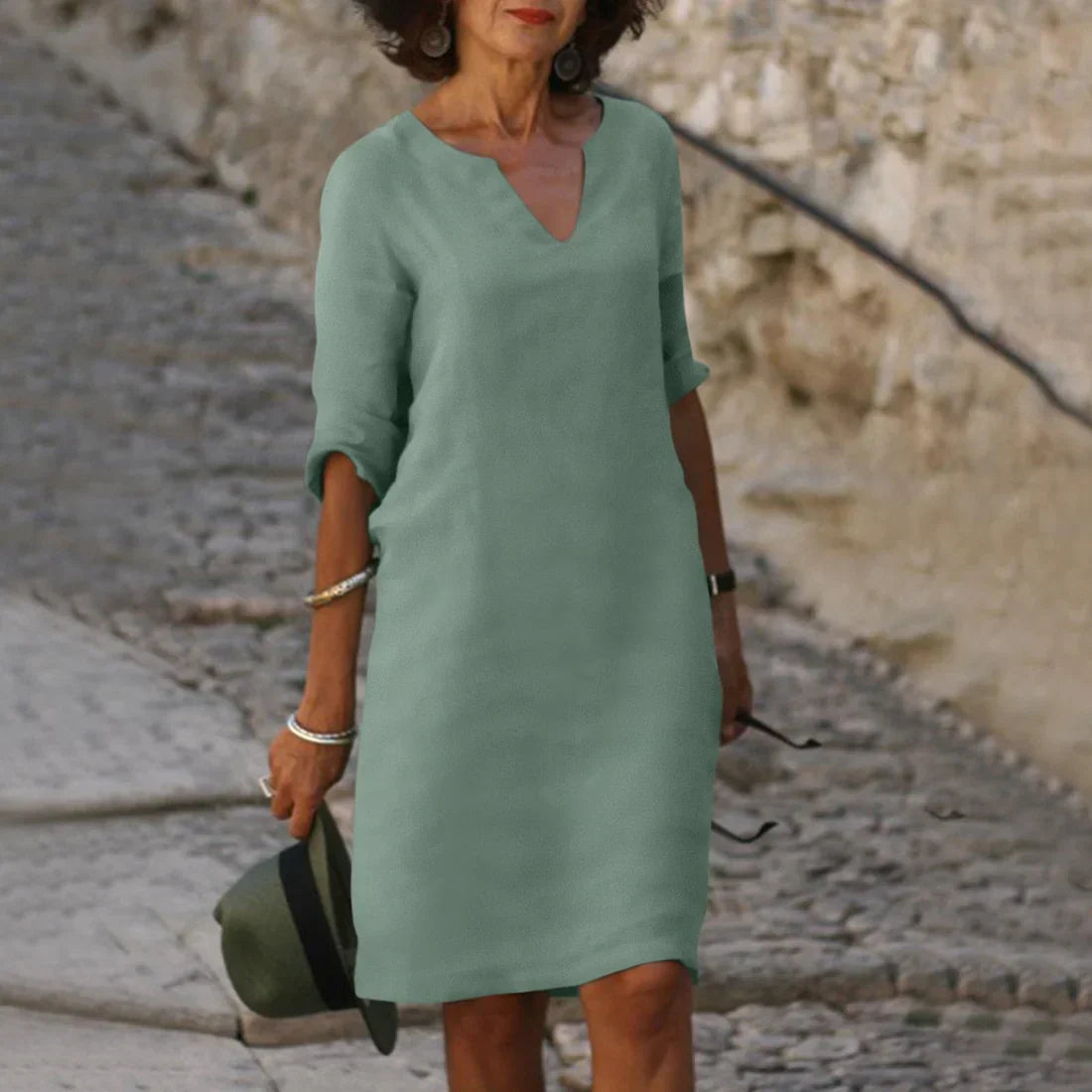 Women’s Mini Dress with V-Neck and 3/4 Sleeves Light Green 15