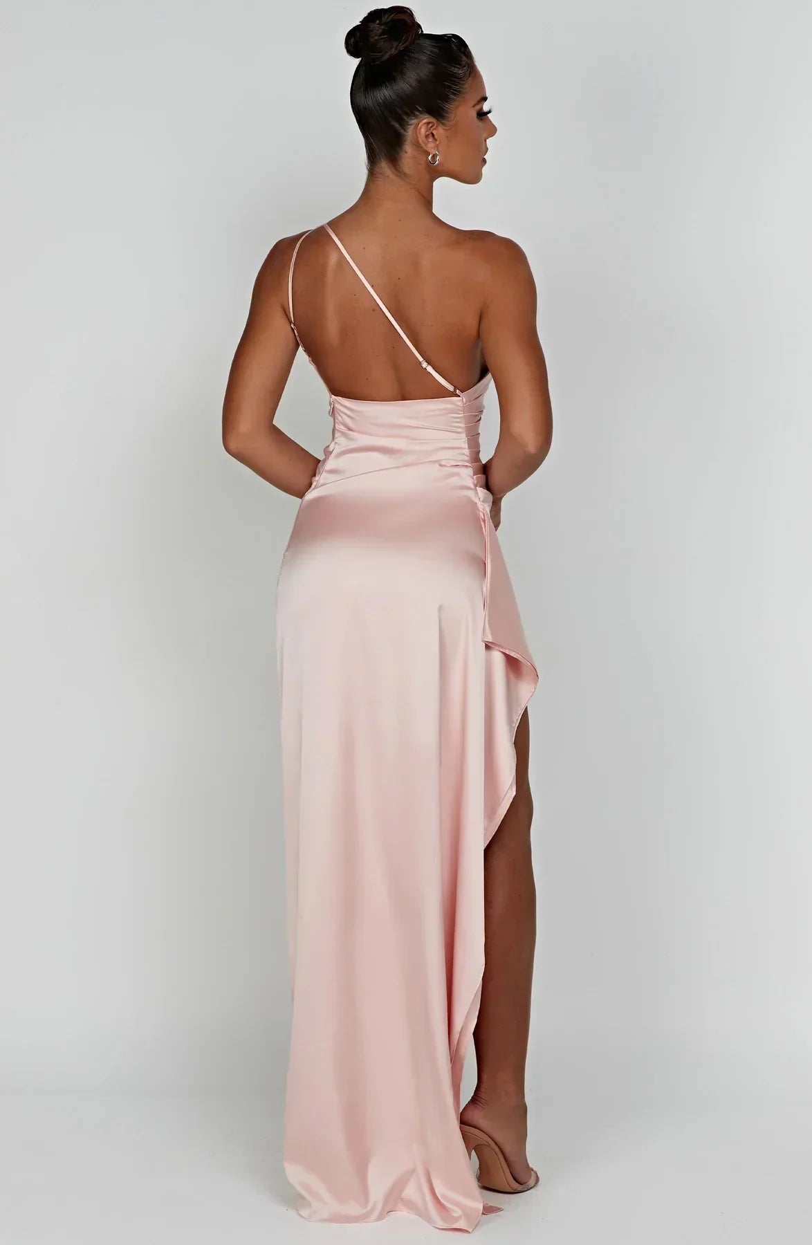 Women's Satin V-Neck Evening Dress with Sleeveless Design