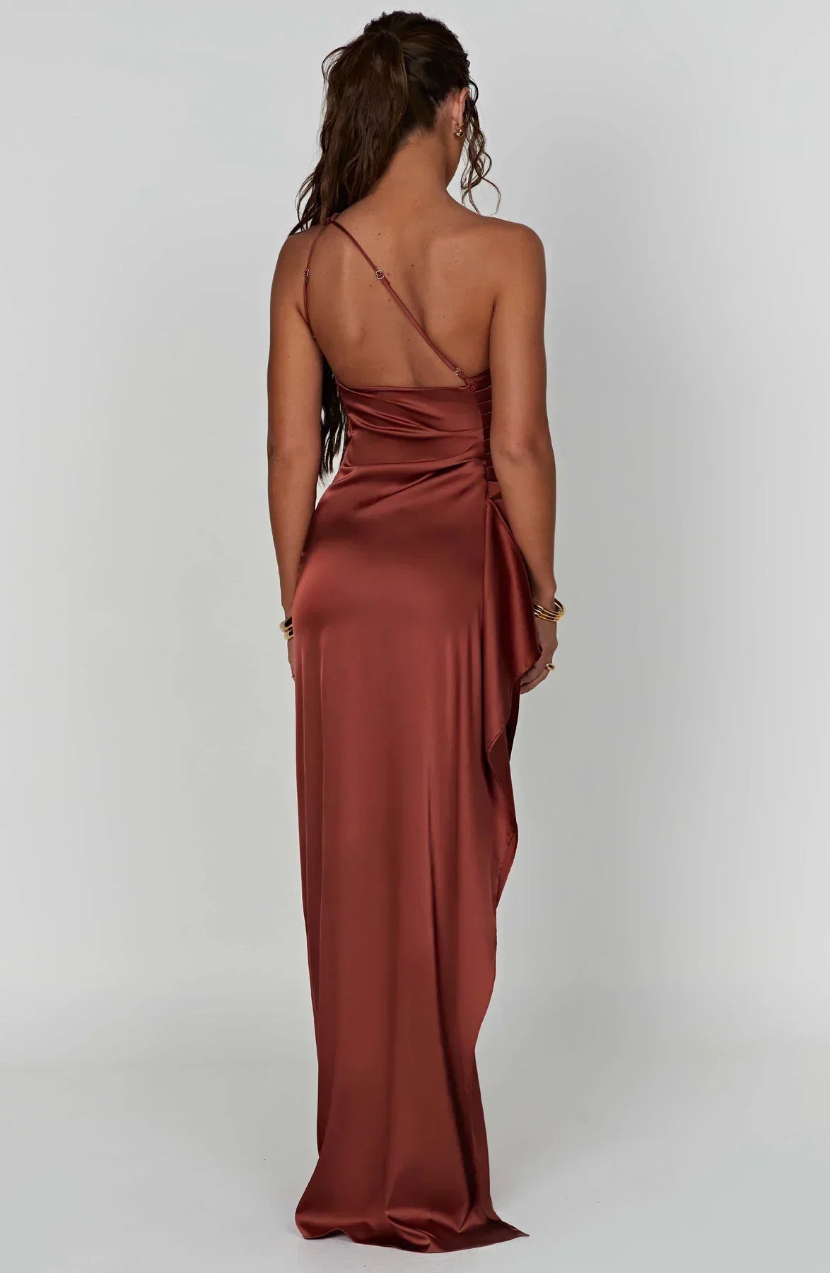Women's Satin V-Neck Evening Dress with Sleeveless Design
