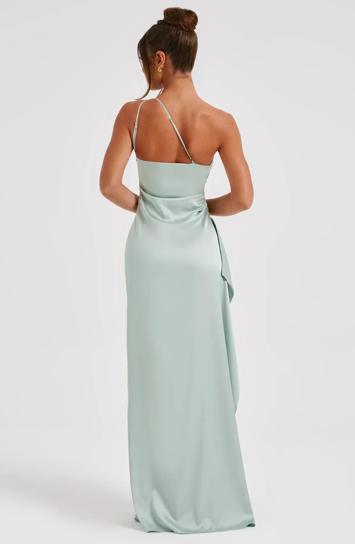 Women's Satin V-Neck Evening Dress with Sleeveless Design