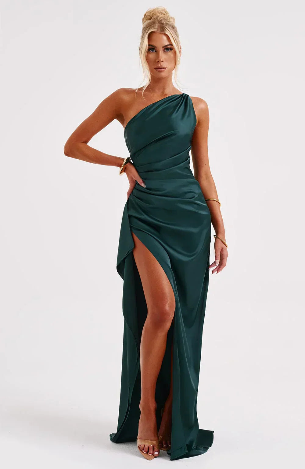 Women's Satin V-Neck Evening Dress with Sleeveless Design