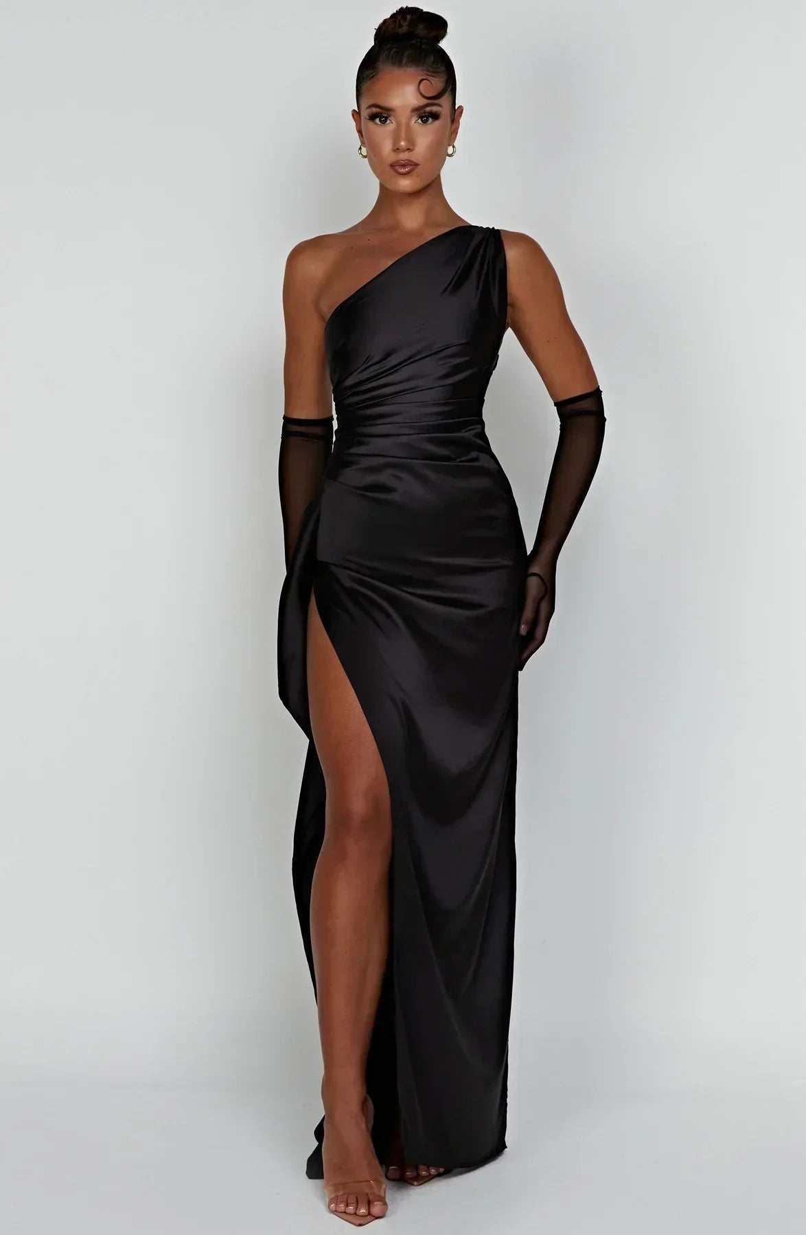 Women's Satin V-Neck Evening Dress with Sleeveless Design
