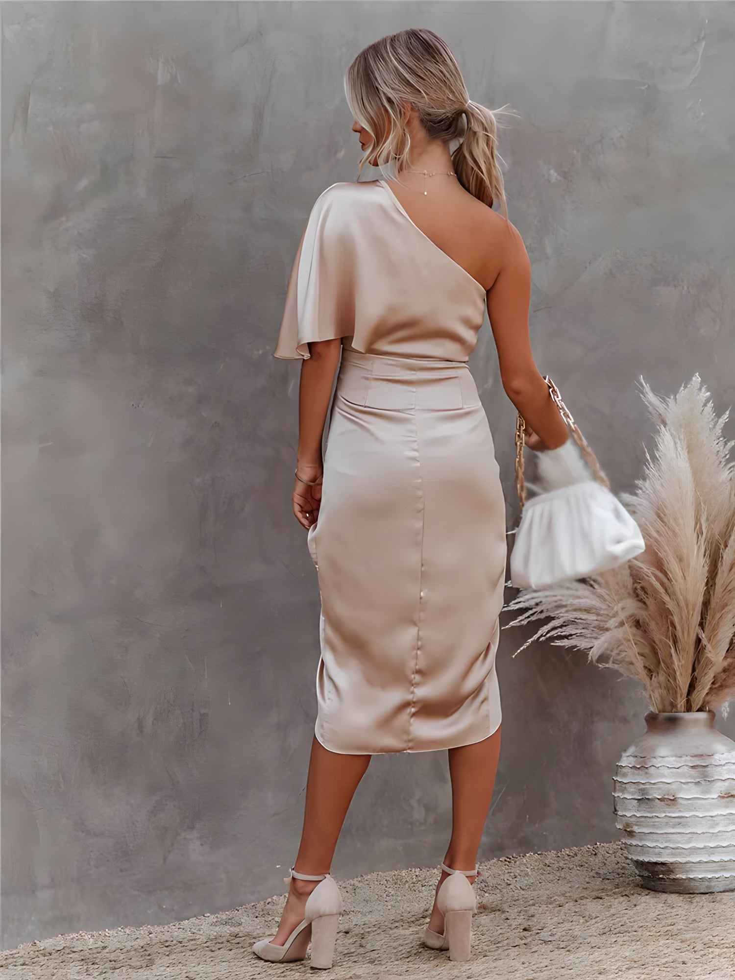 Beige 2