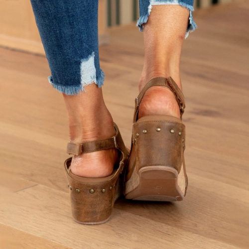 Brown 3
