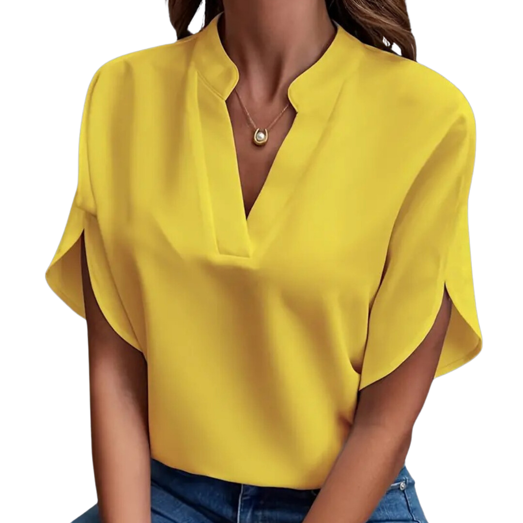 Coco Gianna | Lightweight Blouse with V-Neck and Sleeves