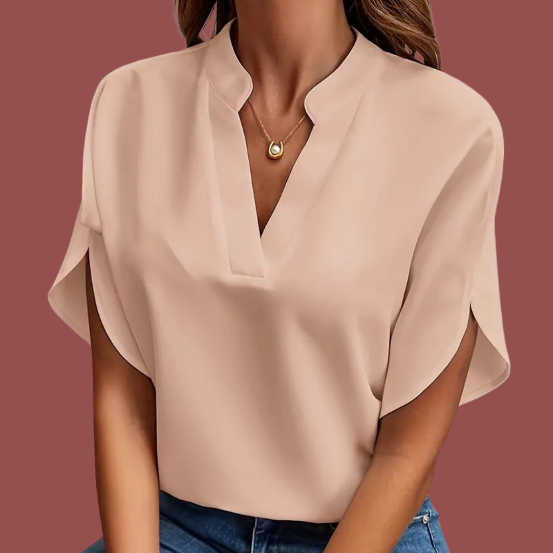 Coco Gianna | Lightweight Blouse with V-Neck and Sleeves