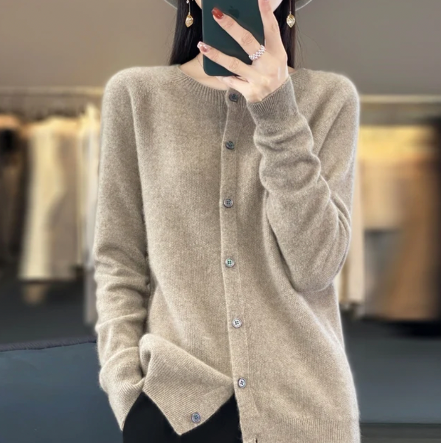 ANGELICA |  COZY WOOL CARDIGAN