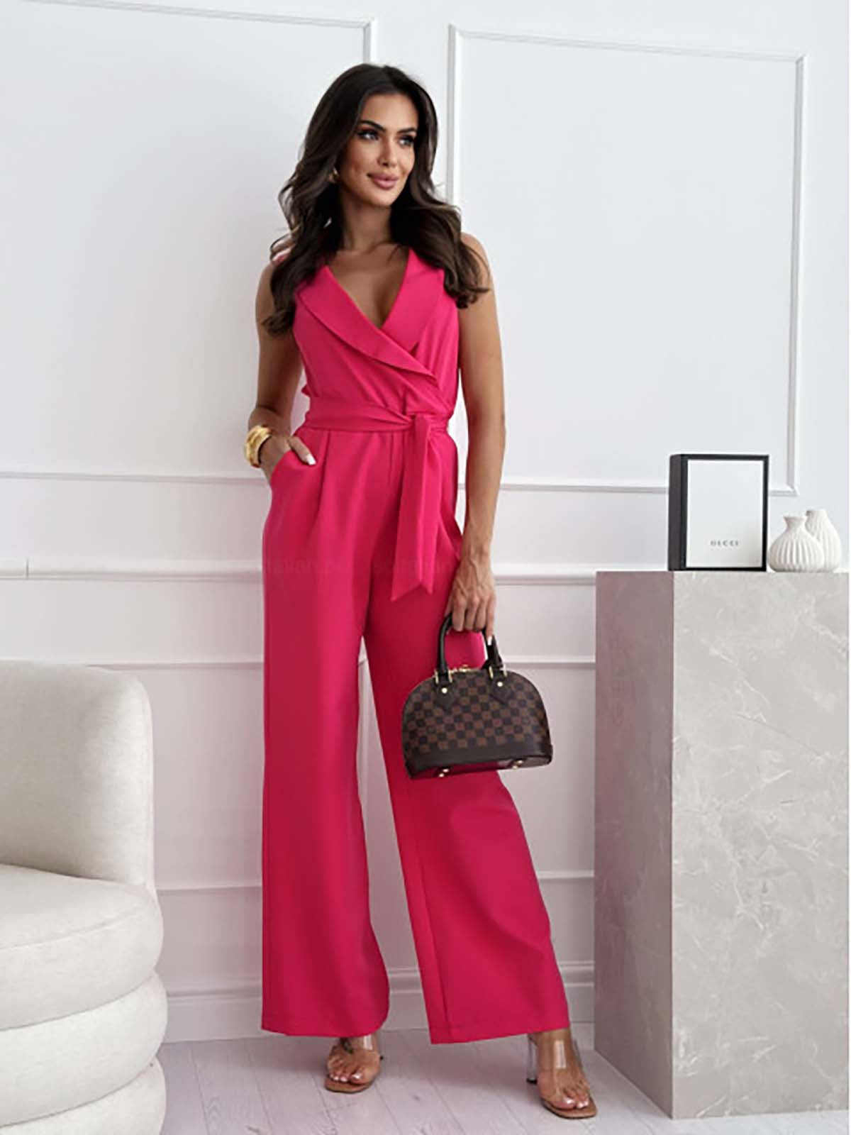 Women's Sleeveless V-Neck Jumpsuit with Fitted Waist Design